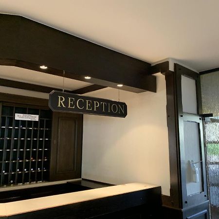 City Hotel 딘슬라켄 외부 사진
