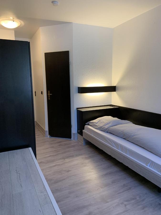 City Hotel 딘슬라켄 외부 사진