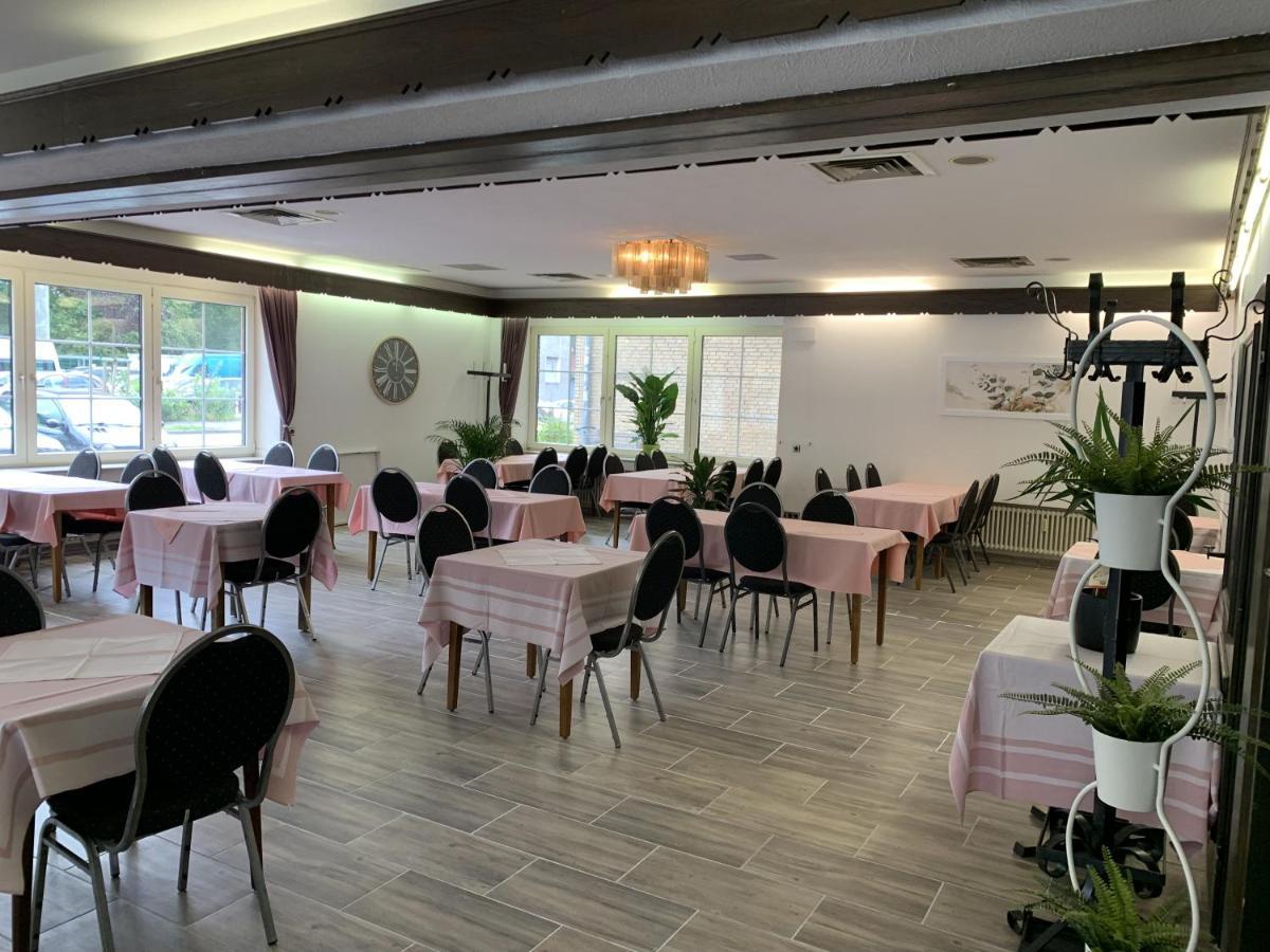 City Hotel 딘슬라켄 외부 사진